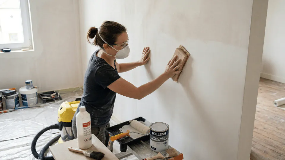 Mur prêt pour nouveau papier peint