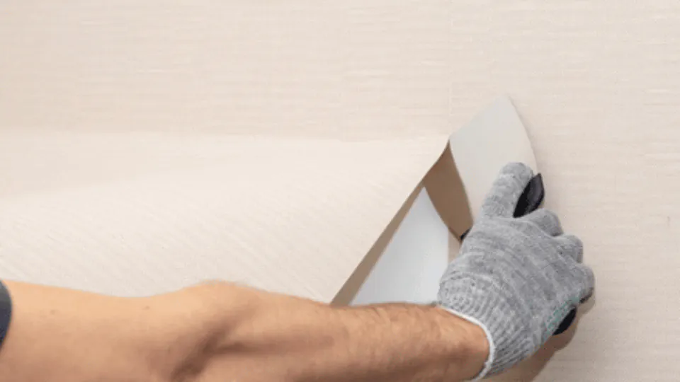 Résultat papier peint sur mur abîmé